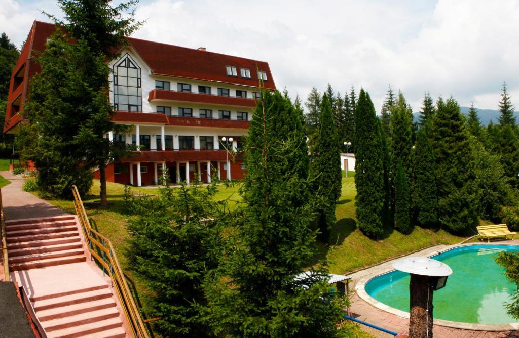 Отель Perelka Natura Tour Цисна Экстерьер фото